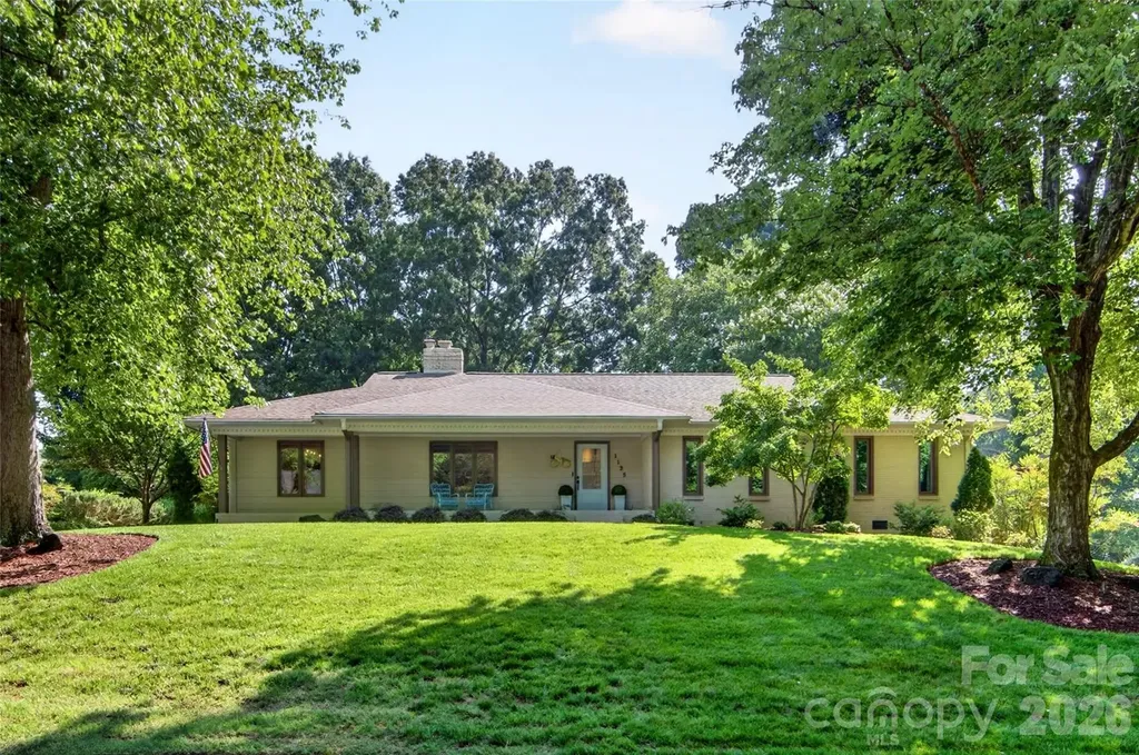 1128 Court Drive Charlotte NC 28211