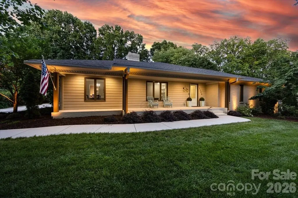 1128 Court Drive Charlotte NC 28211
