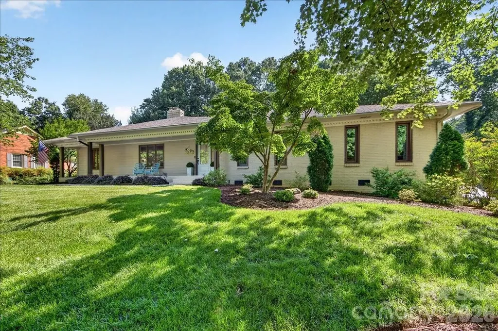 1128 Court Drive Charlotte NC 28211