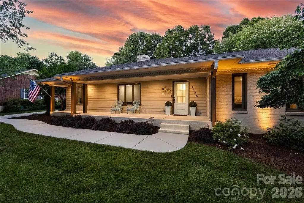 1128 Court Drive Charlotte NC 28211