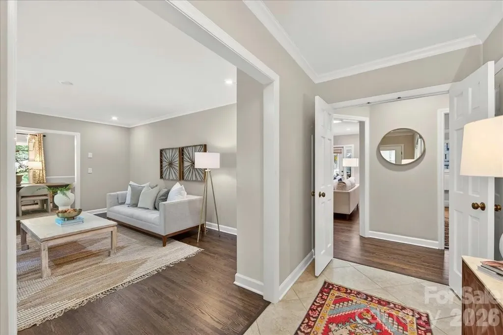 1128 Court Drive Charlotte NC 28211