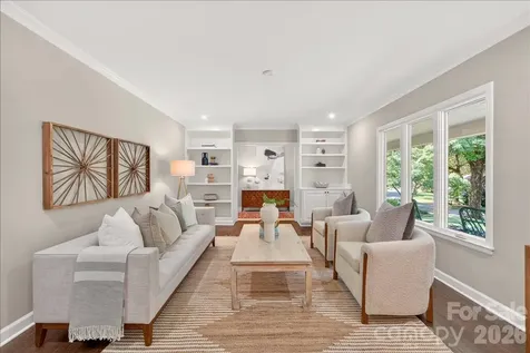 1128 Court Drive Charlotte NC 28211