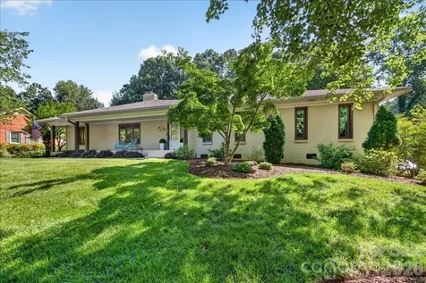 1128 Court Drive Charlotte NC 28211