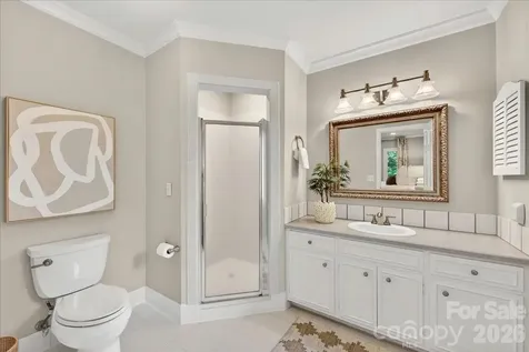 1128 Court Drive Charlotte NC 28211