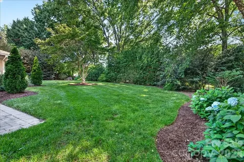 1128 Court Drive Charlotte NC 28211