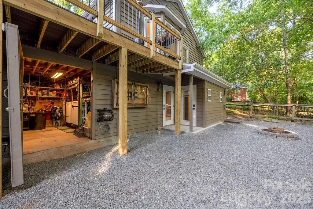 8038 Ritter Drive Charlotte NC 28270