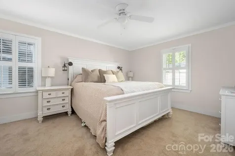 8038 Ritter Drive Charlotte NC 28270