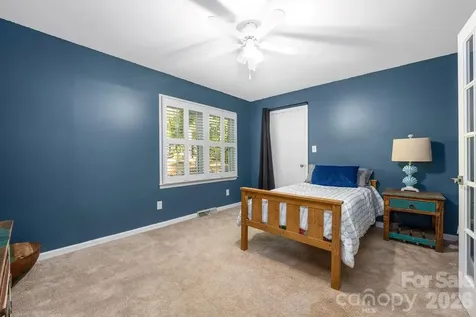 8038 Ritter Drive Charlotte NC 28270