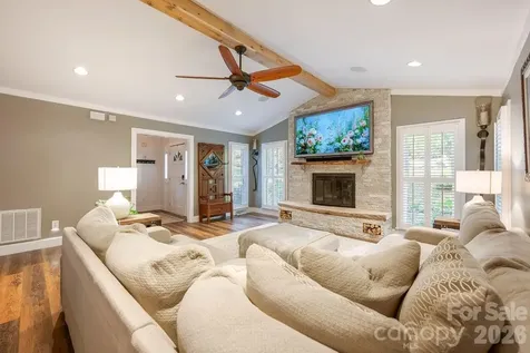 8038 Ritter Drive Charlotte NC 28270