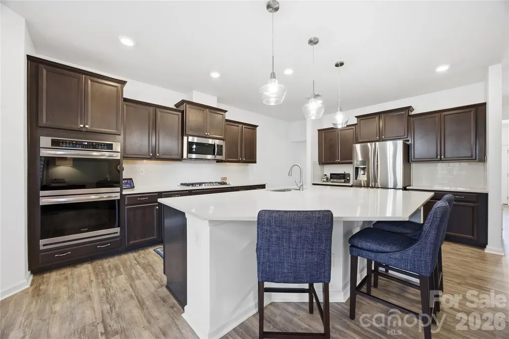 8113 Cornhill Avenue Charlotte NC 28277