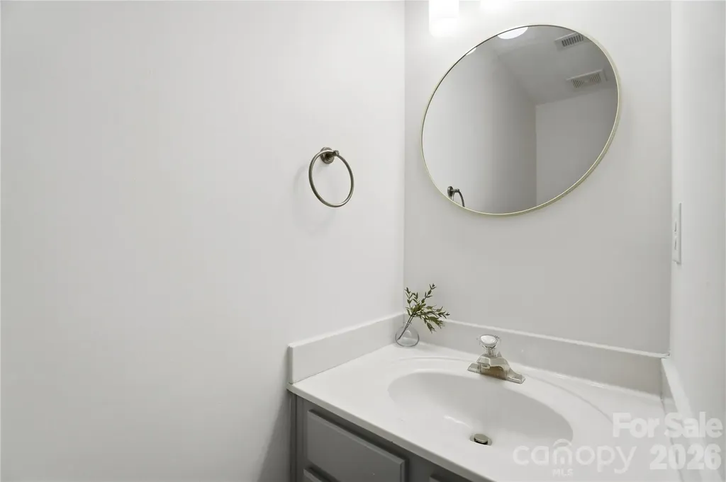8805 Red Tail Court Charlotte NC 28269