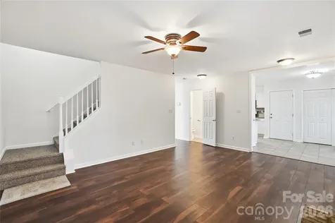 8805 Red Tail Court Charlotte NC 28269