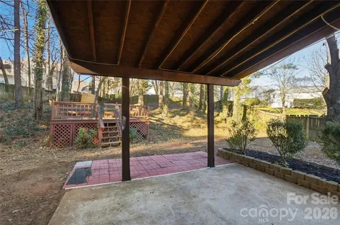 8805 Red Tail Court Charlotte NC 28269