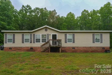 366 W Rocky Lane Dobson NC 27017