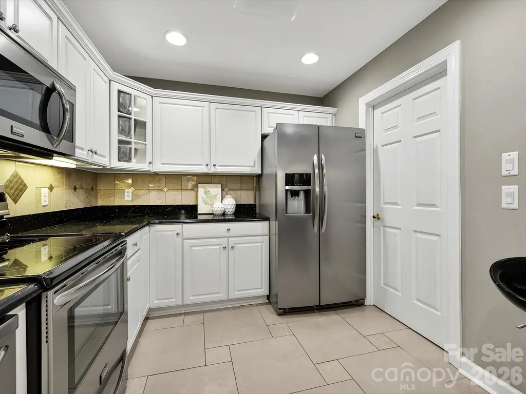 7444 Hurstbourne Green Drive Charlotte NC 28277