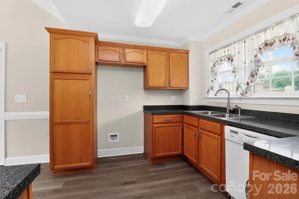 2823 Gourdvine Drive Marshville NC 28103