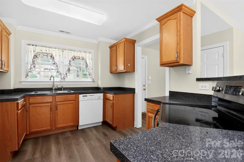 2823 Gourdvine Drive Marshville NC 28103