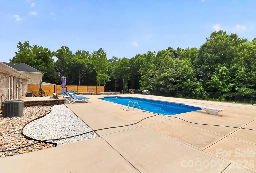 2823 Gourdvine Drive Marshville NC 28103