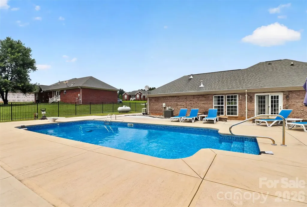 2823 Gourdvine Drive Marshville NC 28103
