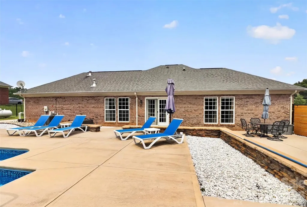 2823 Gourdvine Drive Marshville NC 28103