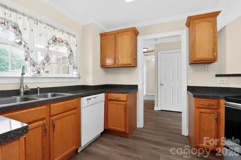 2823 Gourdvine Drive Marshville NC 28103
