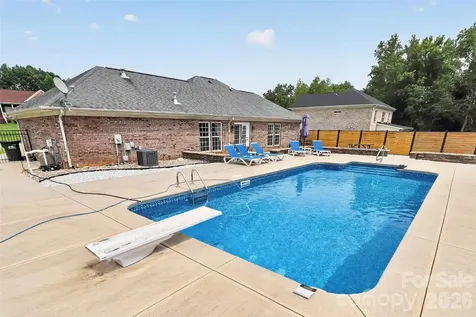 2823 Gourdvine Drive Marshville NC 28103