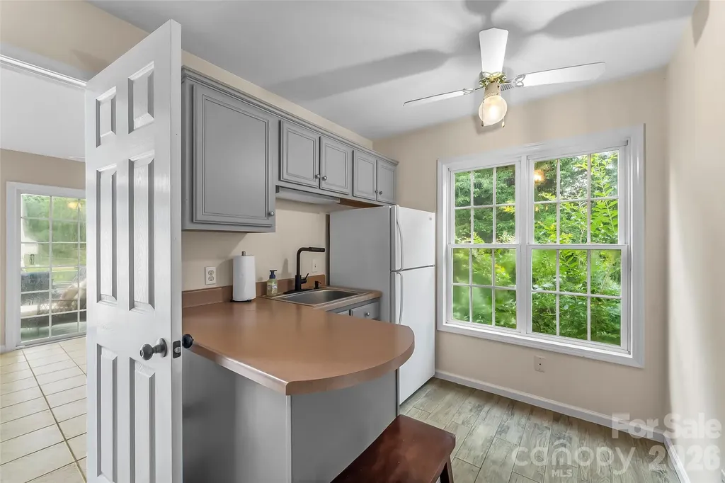 183 Greenlea Circle Taylorsville NC 28681