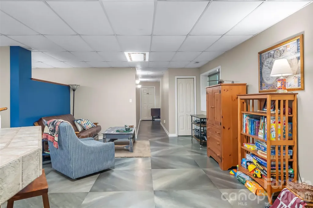 183 Greenlea Circle Taylorsville NC 28681