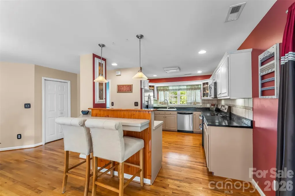 183 Greenlea Circle Taylorsville NC 28681