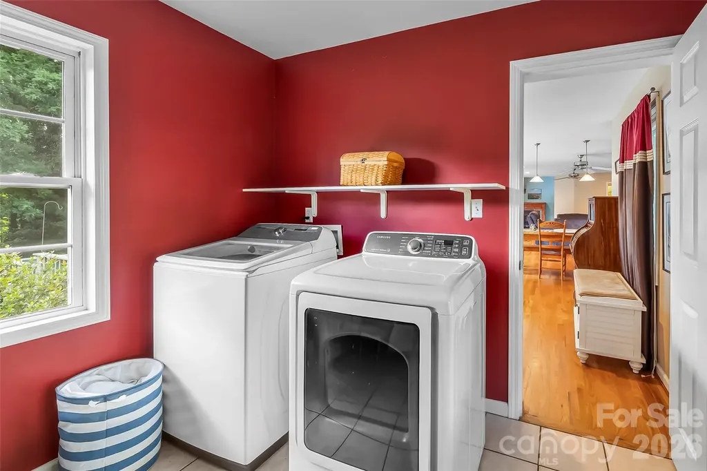 183 Greenlea Circle Taylorsville NC 28681