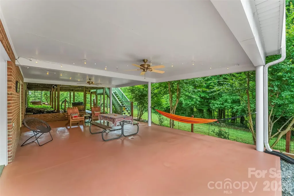 183 Greenlea Circle Taylorsville NC 28681