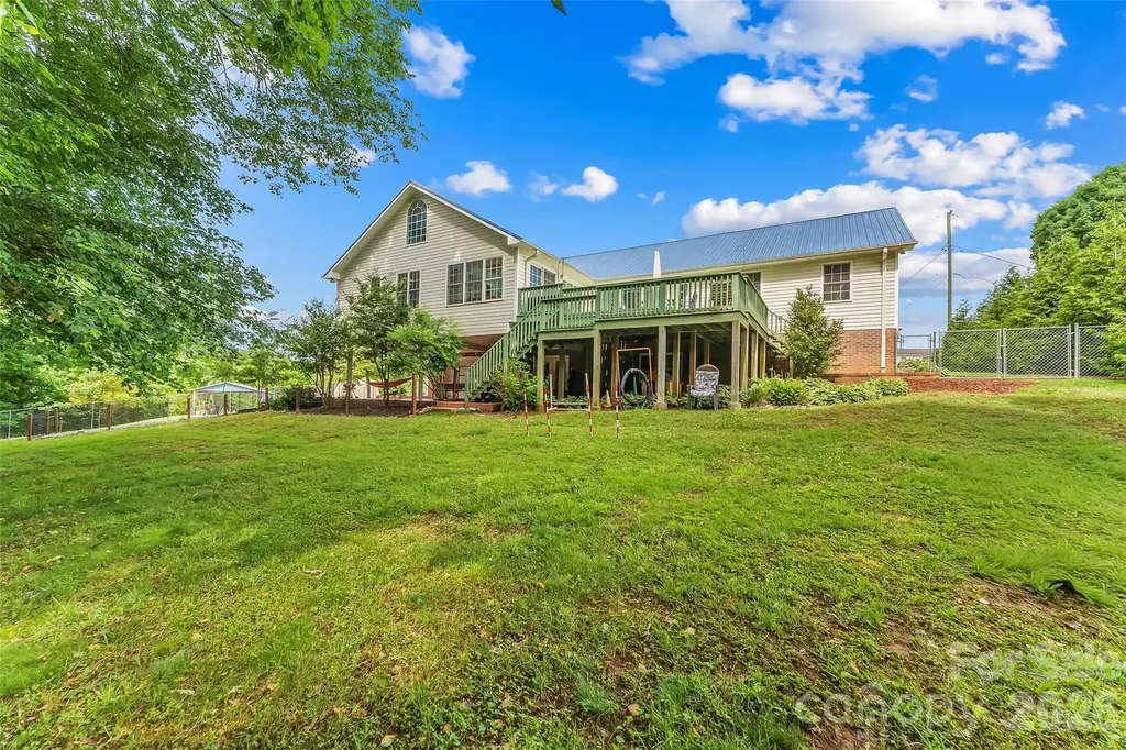 183 Greenlea Circle Taylorsville NC 28681