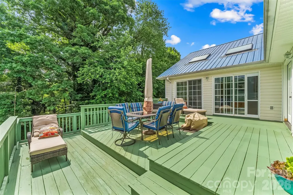 183 Greenlea Circle Taylorsville NC 28681