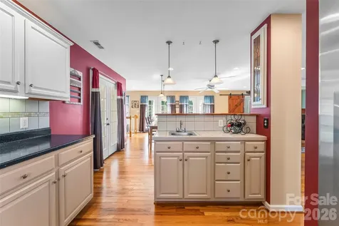 183 Greenlea Circle Taylorsville NC 28681