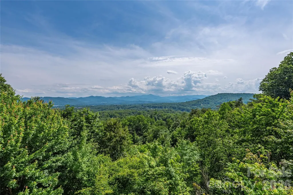 121 Mountainview Road Asheville NC 28806