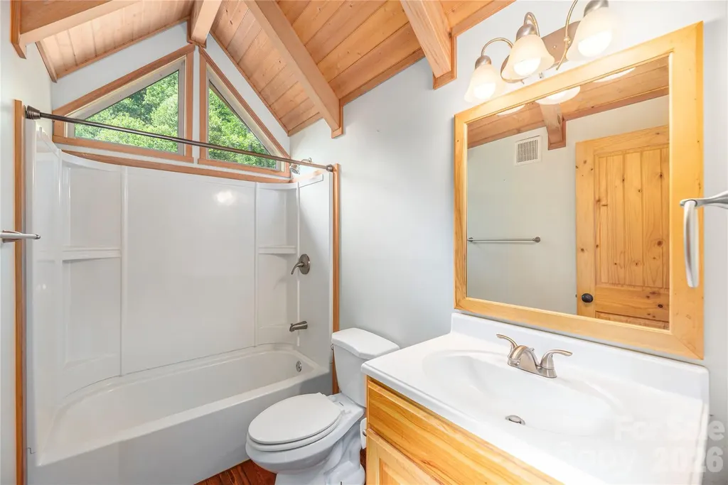 121 Mountainview Road Asheville NC 28806