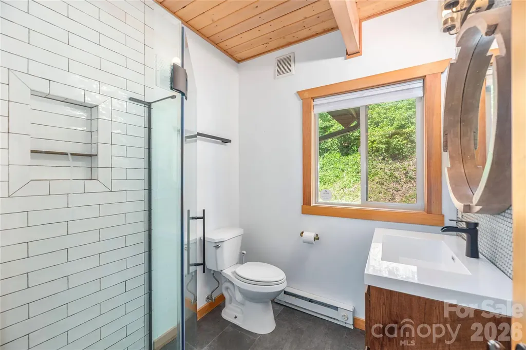 121 Mountainview Road Asheville NC 28806
