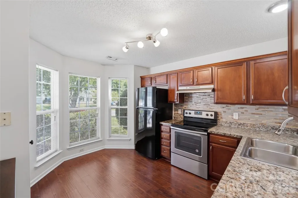 9740 Veronica Drive Charlotte NC 28215