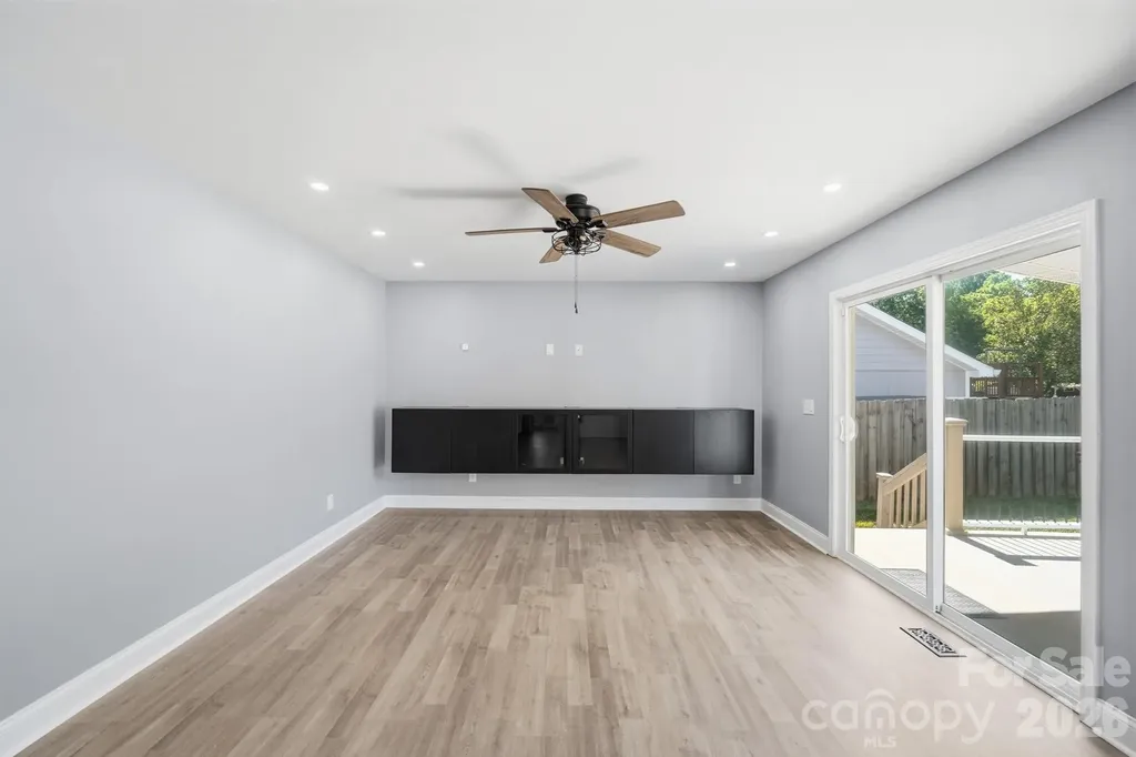 1001 Noles Drive Mount Holly NC 28120