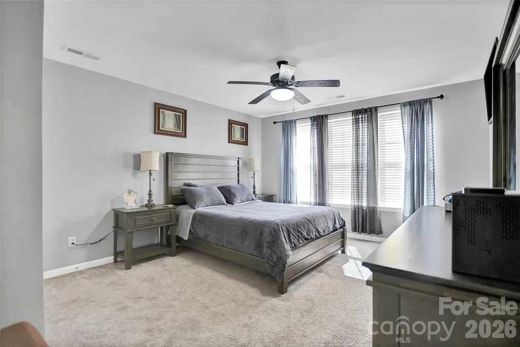 9806 Back Acre Drive Charlotte NC 28213