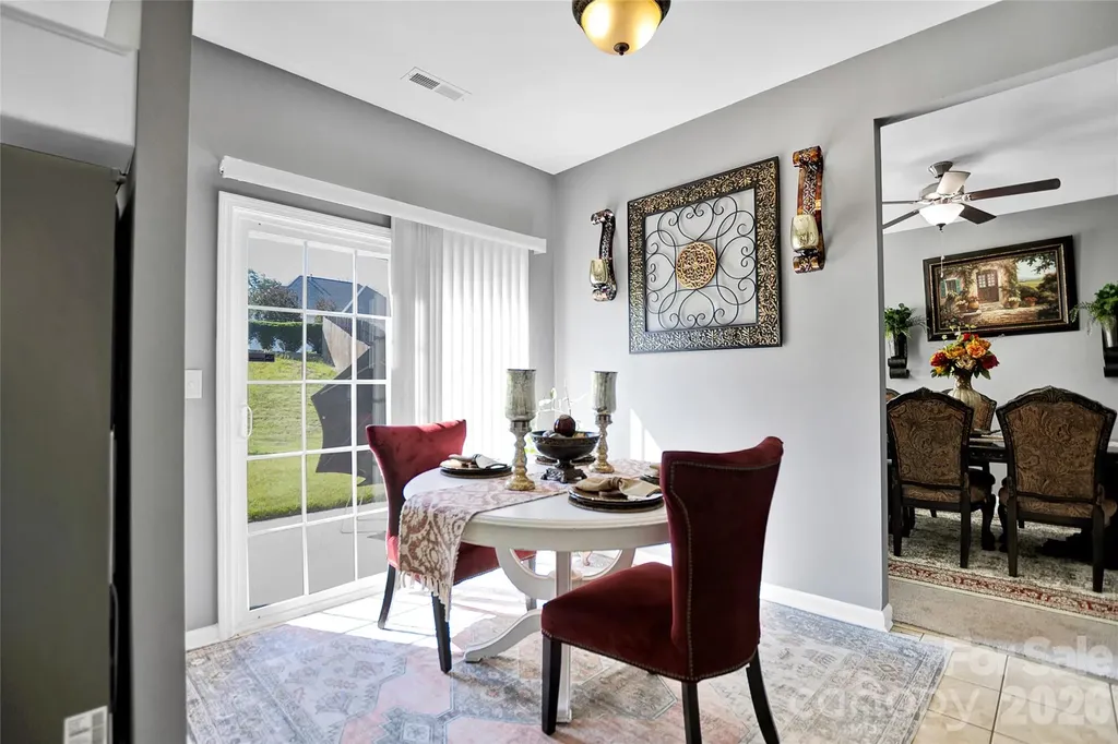 9806 Back Acre Drive Charlotte NC 28213