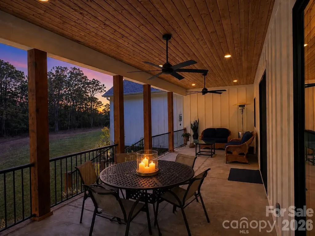 137 Channel Court New London NC 28127