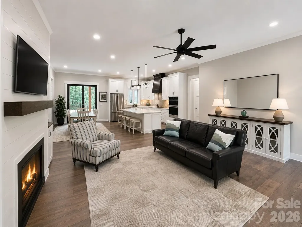 137 Channel Court New London NC 28127