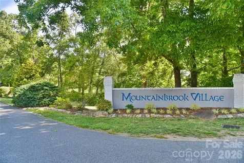13 Silver Place Black Mountain NC 28711