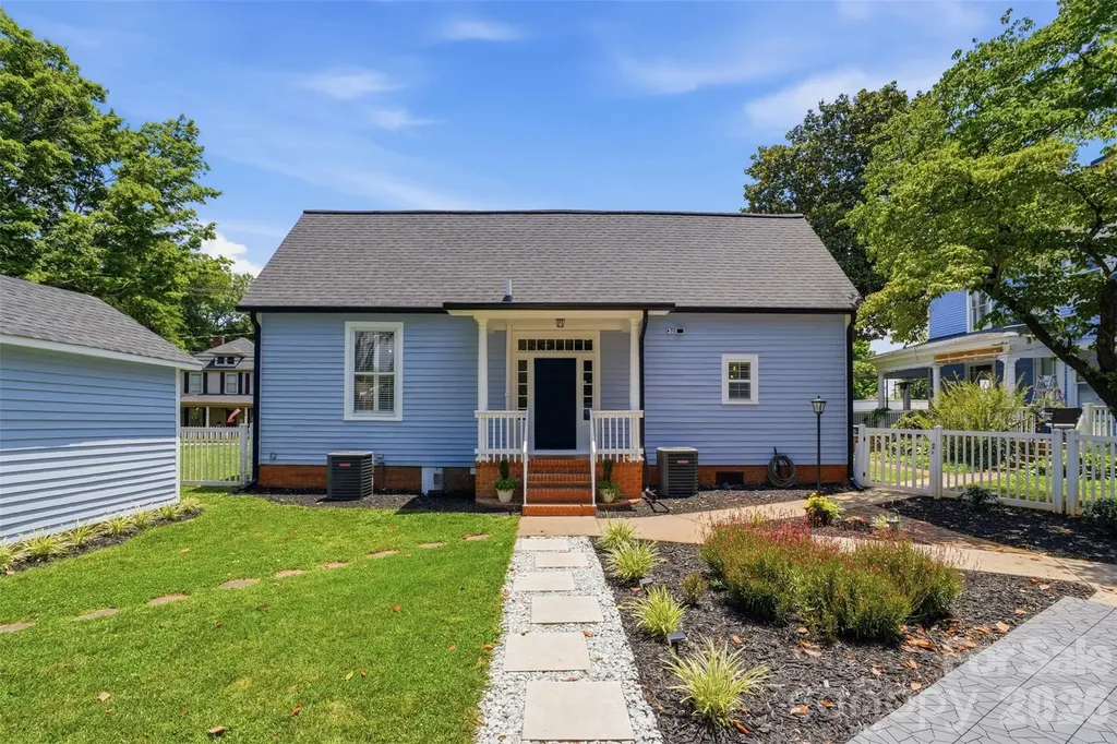 500 N Main Avenue Newton NC 28658