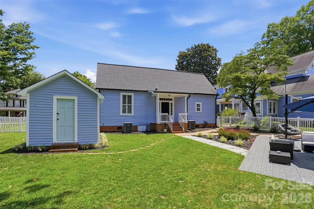 500 N Main Avenue Newton NC 28658