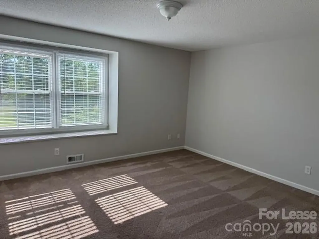 1340 12th Street NE Hickory NC 28601