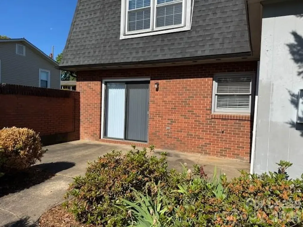 1340 12th Street NE Hickory NC 28601