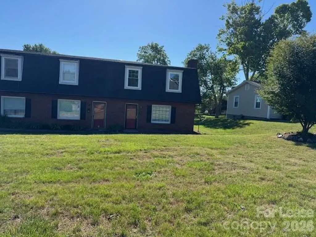 1340 12th Street NE Hickory NC 28601