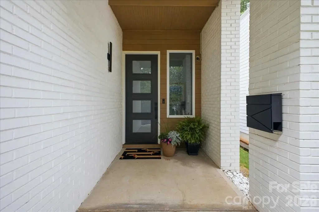3116 Creighton Drive Charlotte NC 28205
